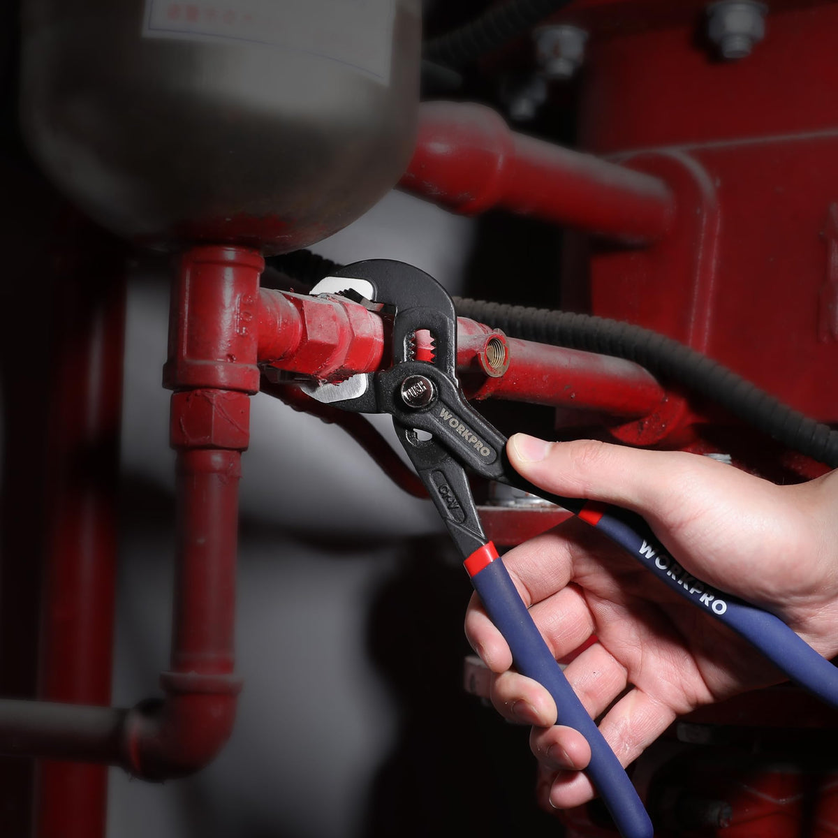 WORKPRO chrome vanadium steel construction offers durability and long service life.