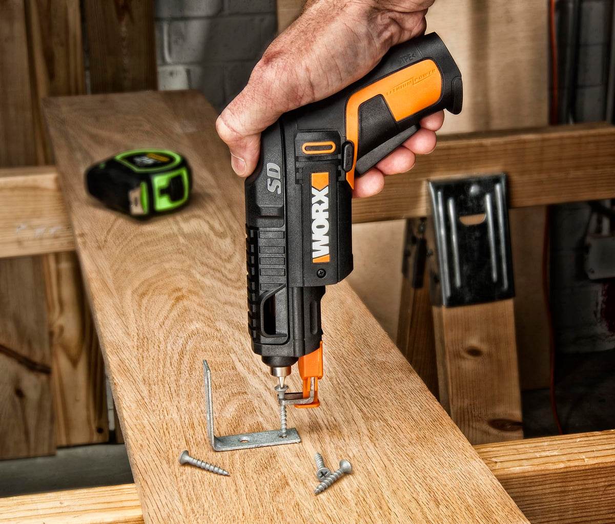 WORX WX255L charger included ensures convenient recharging.