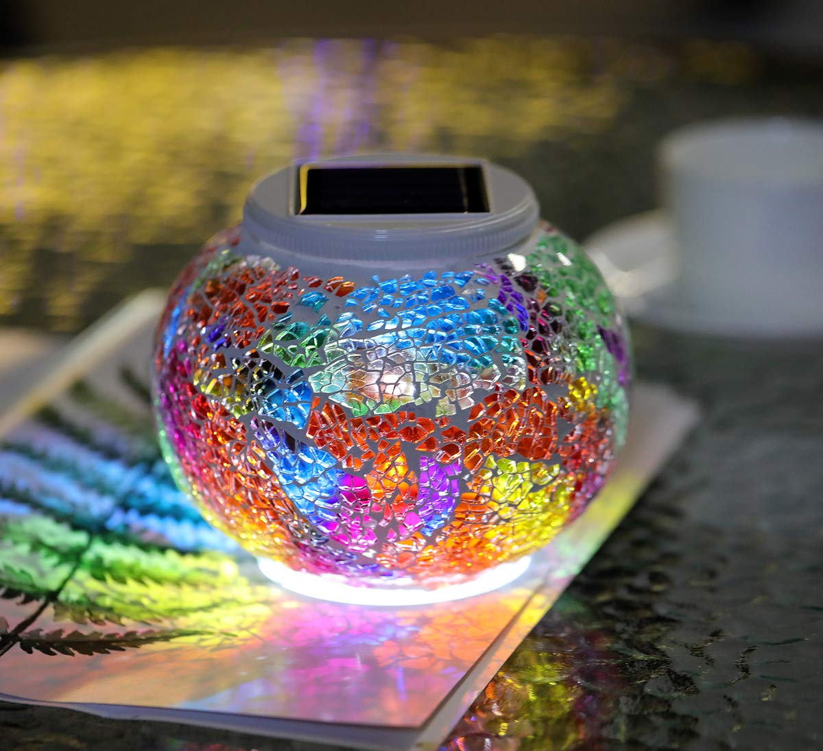 WSgift waterproof outdoor night light withstands weather while lighting paths