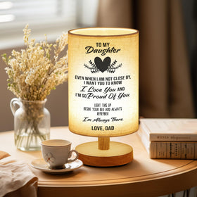 WSYEAR dad-to-daughter lamp captures a heartfelt message for lasting memory.