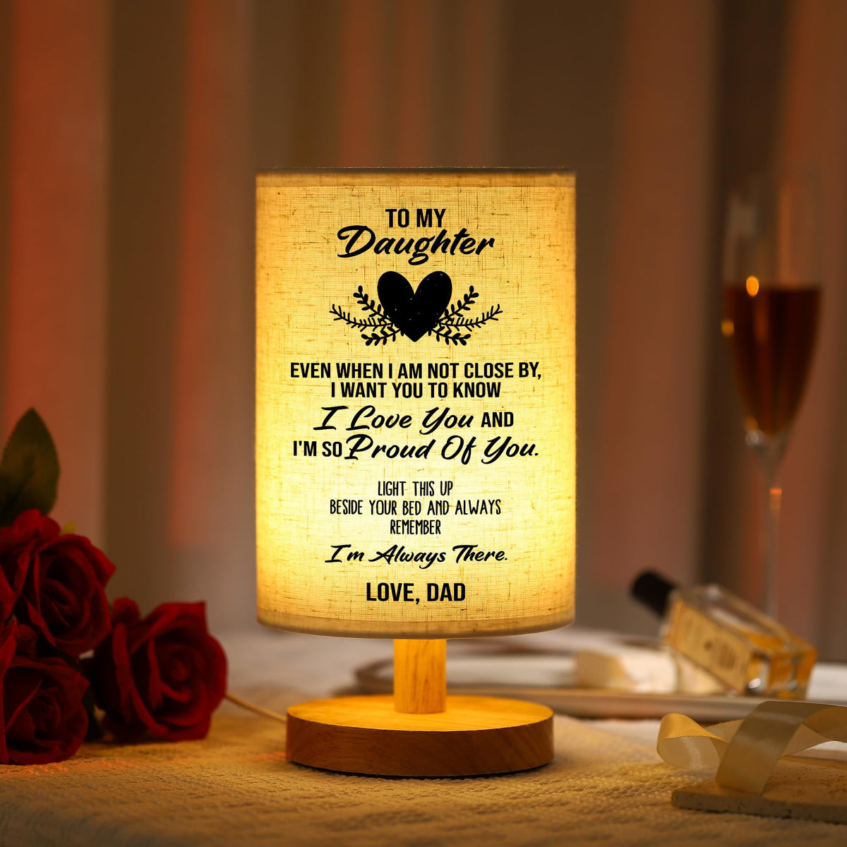 WSYEAR durable-shade-and-base lamp stands up to daily use with timeless appeal.