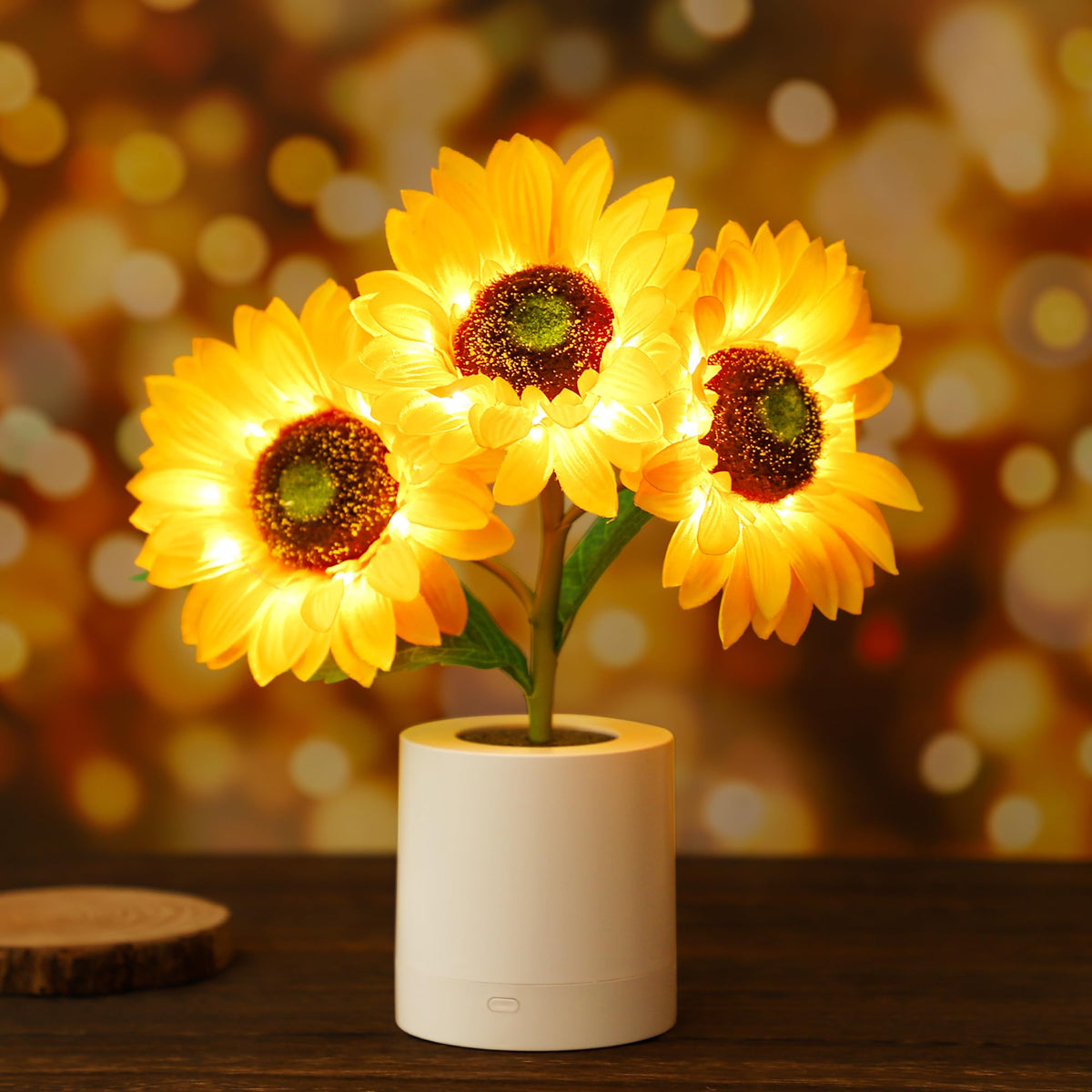 WSYEAR sunflower lamp with petal detail for lifelike decor and warm illumination.