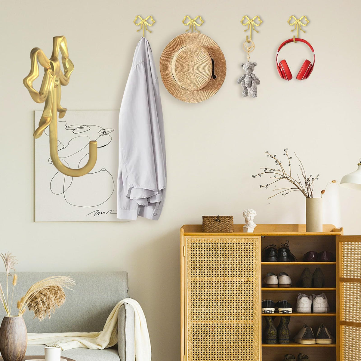 XHIPY gold bow wall hook durable metal finish with style.