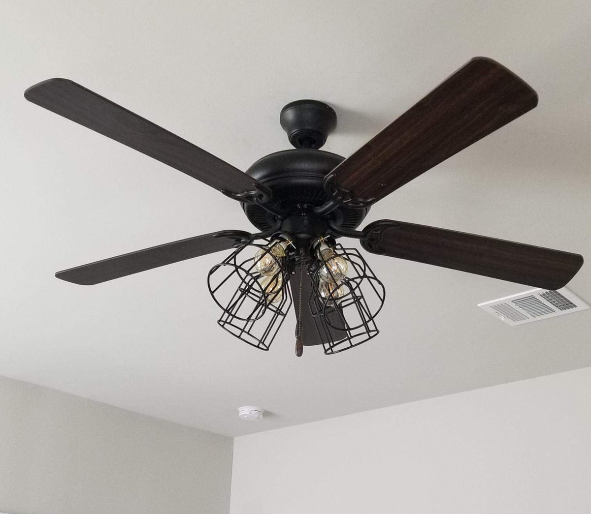 XIDING open-style guard simplifies bulb changes and maintenance.