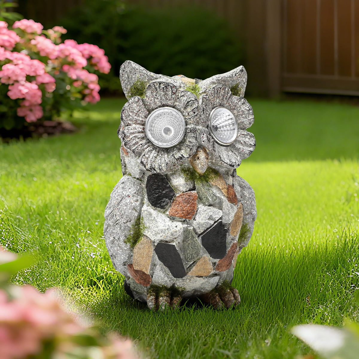 Xintim weatherproof owl statue resists sun and rain