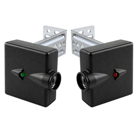 Xmnbl GSTB-R bracket close-up demonstrating precise mounting for reliable sensing.