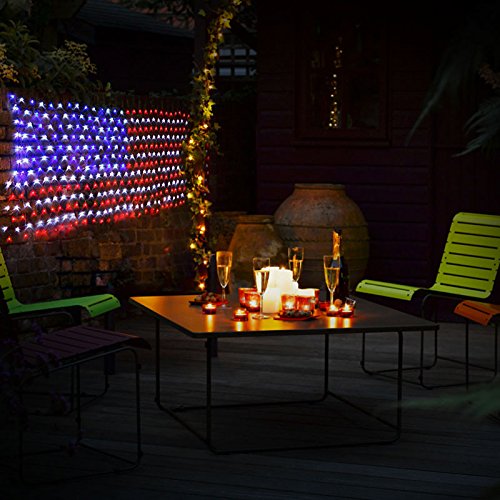 XTF2015 LED flag net lights wrapped around a tree for festive ambiance