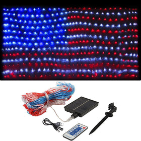 XTF2015 solar flag lights illuminate the flag net with 420 LEDs for outdoor display.