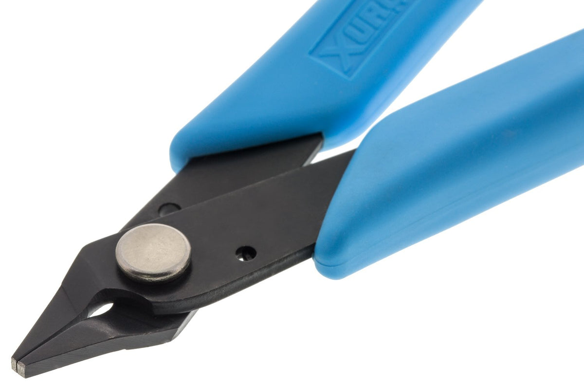 Xuron 475 Xuro-Grip Short Nose Pliers lightweight design for comfort.