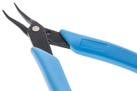 Xuron Bent Nose 450BN light-touch spring demonstrates smooth returning action.