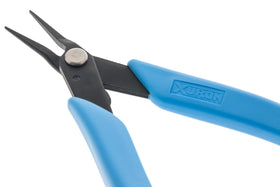 Xuron Tweezer Nose 450 non-serrated jaws provide smooth operation