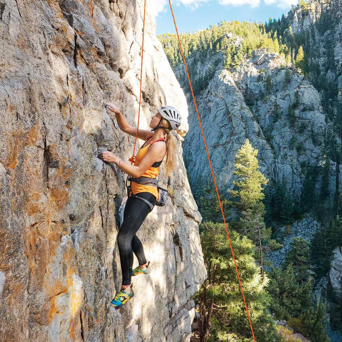 XXBEN versatile rope suitable for camping, rigging, and emergency scenarios.