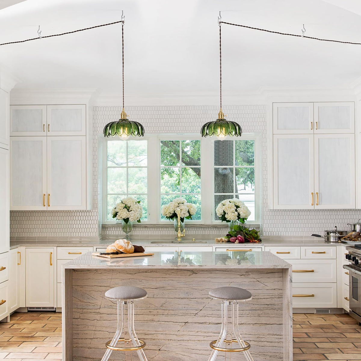 XZHGCEE plug-in hanging light adds stylish kitchen illumination.