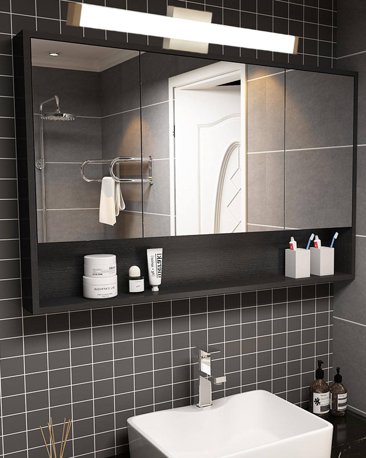 YHTlaeh LED vanity light 4000K natural white for crisp makeup tasks.