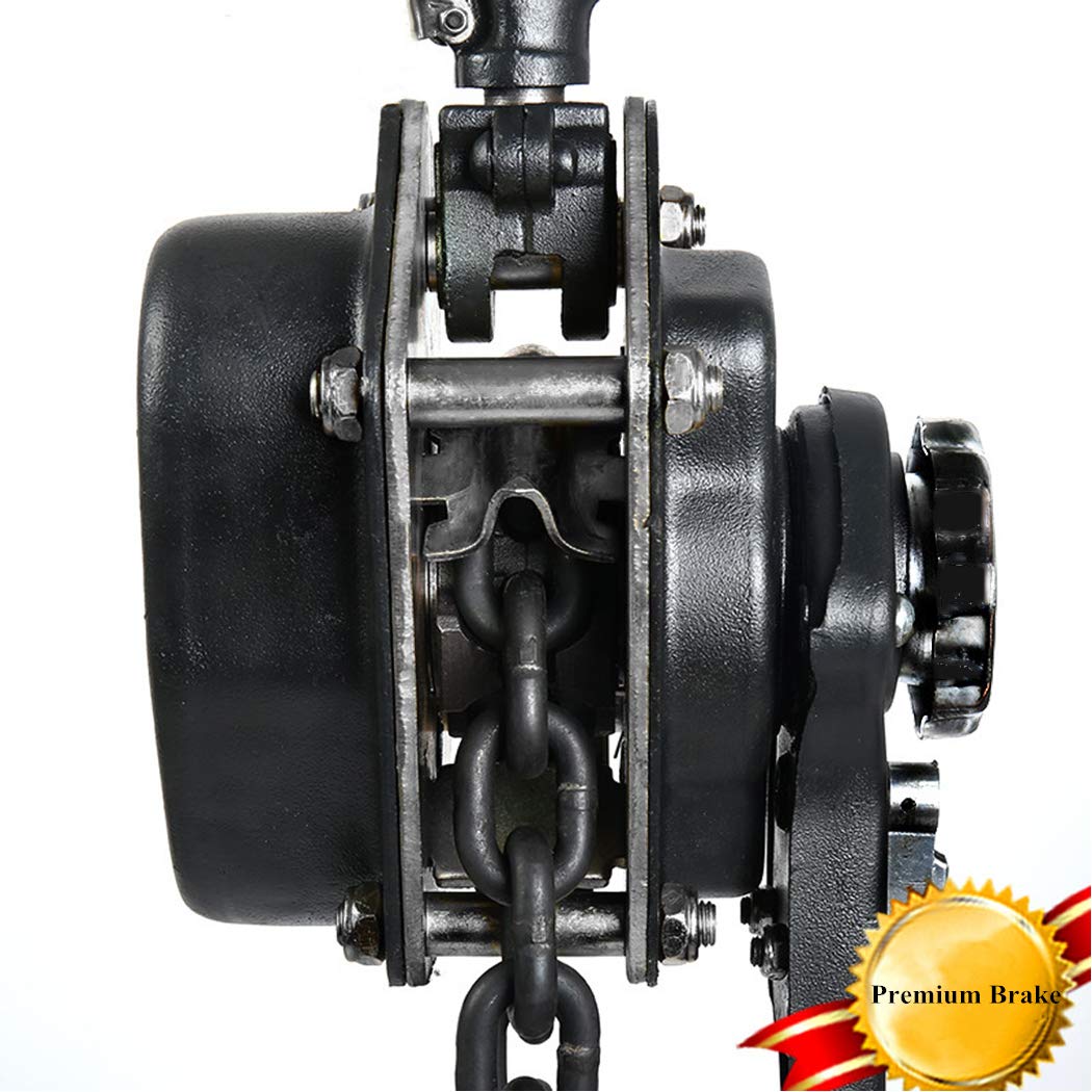 360-degree swivel hooks on Ymachray hoist enabling flexible attachment