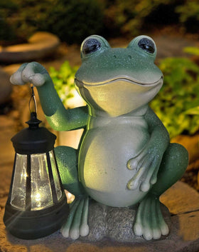 YODY solar frog garden statue with lantern adds soft evening ambiance.