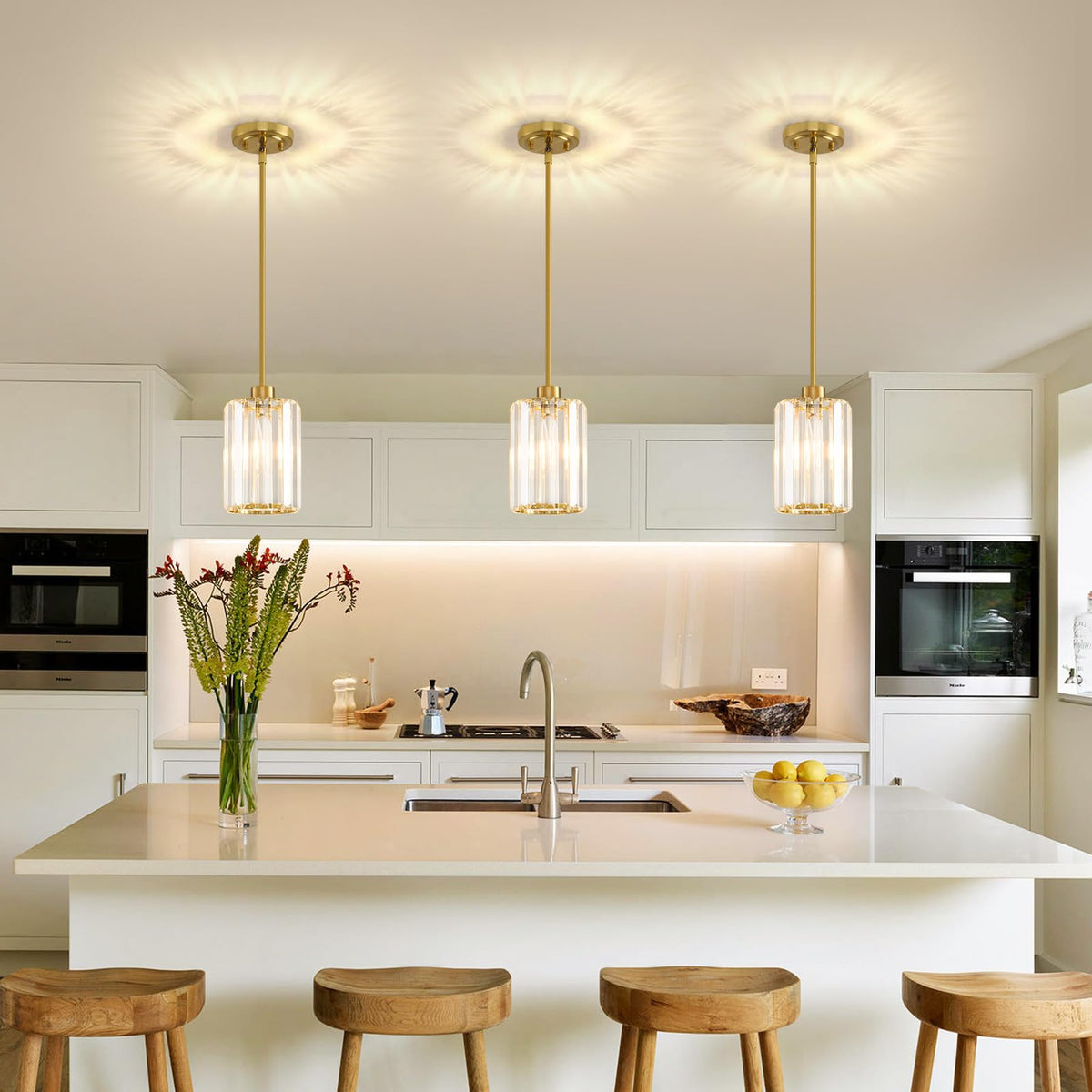 YUEXCDShome kitchen-dining pendant ideal for multiple rooms.