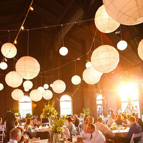 YUNXUAN wedding and shower decor with lanterns