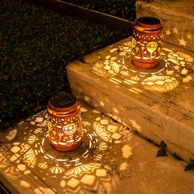 ZASOWUUO hot air balloon solar lantern is weatherproof and durable.