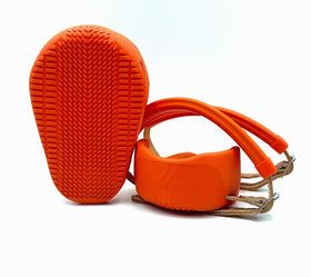 Zeluga 15-498 knee saver with double leather strap for a secure fit during work.