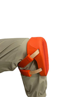 Zeluga 15-498 knee saver durable construction withstands demanding use.