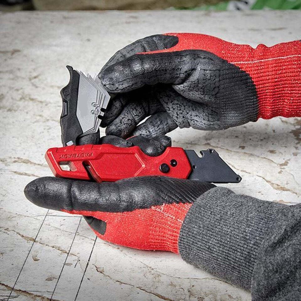ZGHQHCDRH durable-knife-construction signals sturdy components for consistent cutting performance.