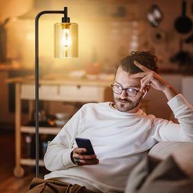 Ziisee LED bulb included (ST58) delivers warm 3000K illumination.