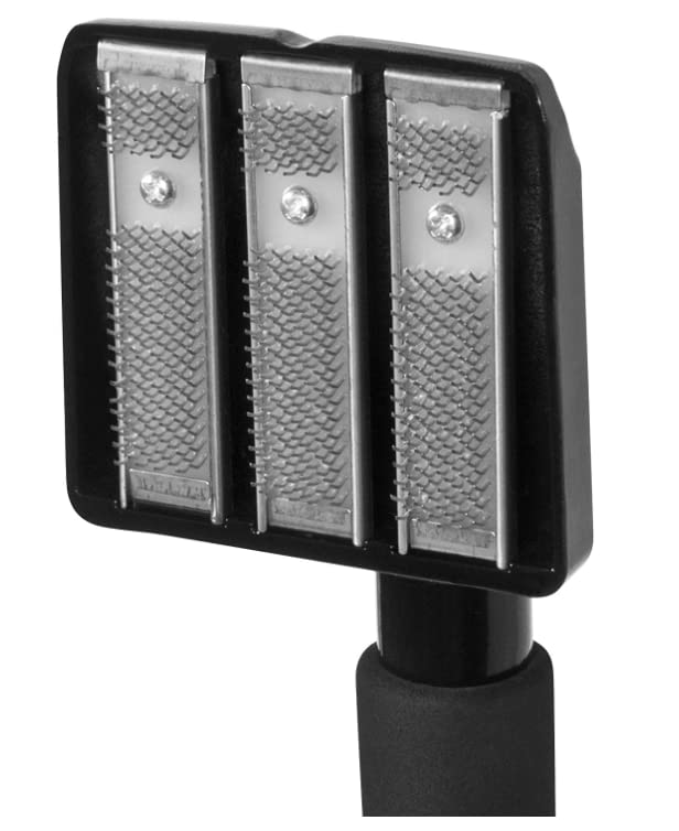 Zimpty ZY395 carpet knife cleanly trims carpet edges.