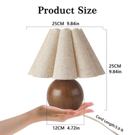 Ziqqeelam vintage-style lamp with scalloped shade for desks and shelves.