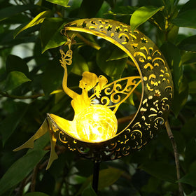 ZKLiLi IP55 waterproof garden light withstands rain and wind.