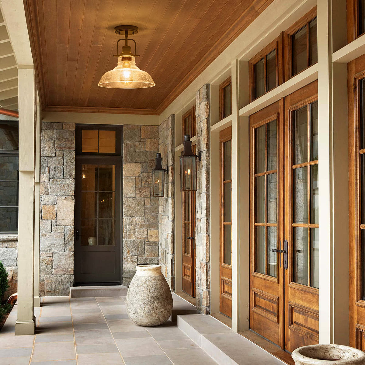 Zlepmlla semi flush ceiling light suits both homes and small businesses.