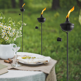 ZSZMFH easy-refill design simplifies topping up oil.