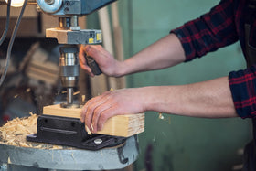 ZTUKOMN Drill Press Vise quick adjustment button aids setup.