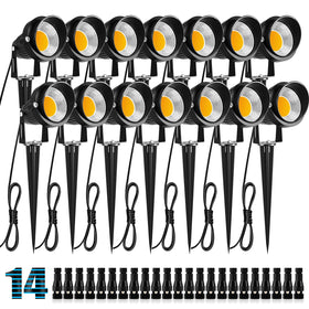 ZUCKEO landscape light with connector assembly for quick installation.
