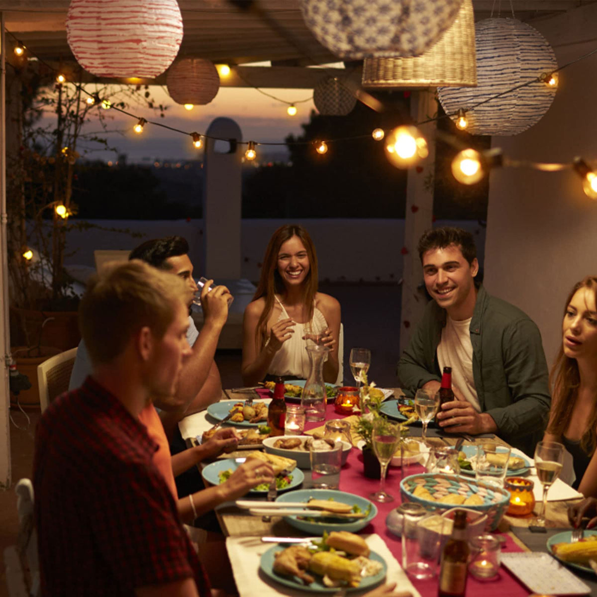 Zuske spare bulbs included for continuous outdoor lighting.